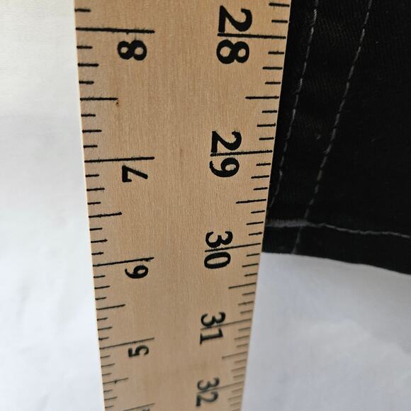 True Religion Men's Black Jeans Ricky Relaxed Straight Size 36x30 - Picture 10 of 10